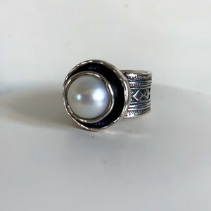 Shablool Didae pearl ring